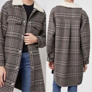 NWT Jaro‎ Plaid
Coat